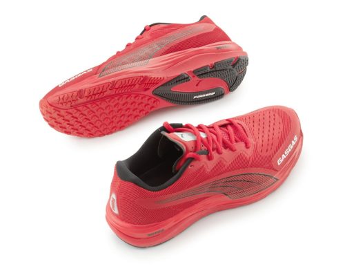 TEAM SHOES