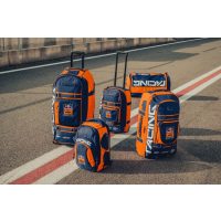 Táskák és bőröndök